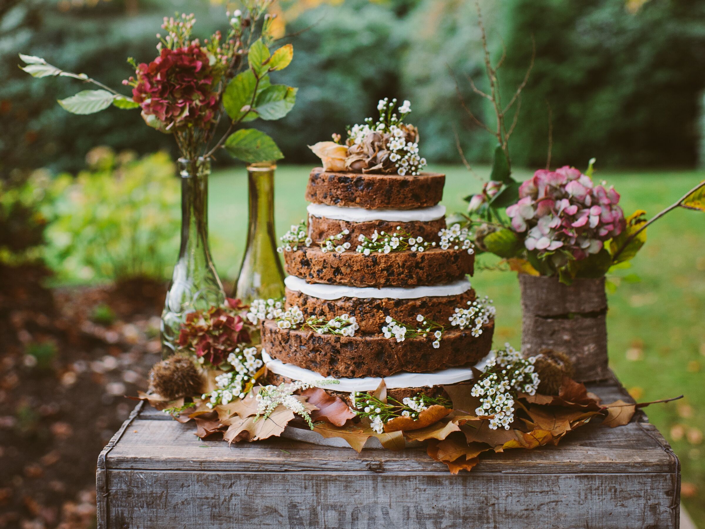 A World Tour of Wedding Cake Traditions 