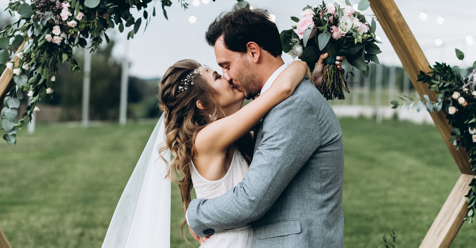 Make Sure Your First Wedding Kiss Isn't Awkward With These TIps