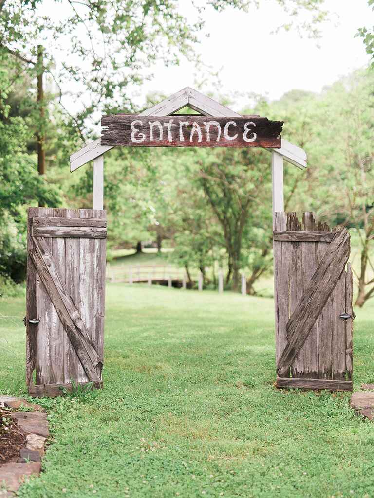 19 Ideas for an Outdoor Wedding Arbor