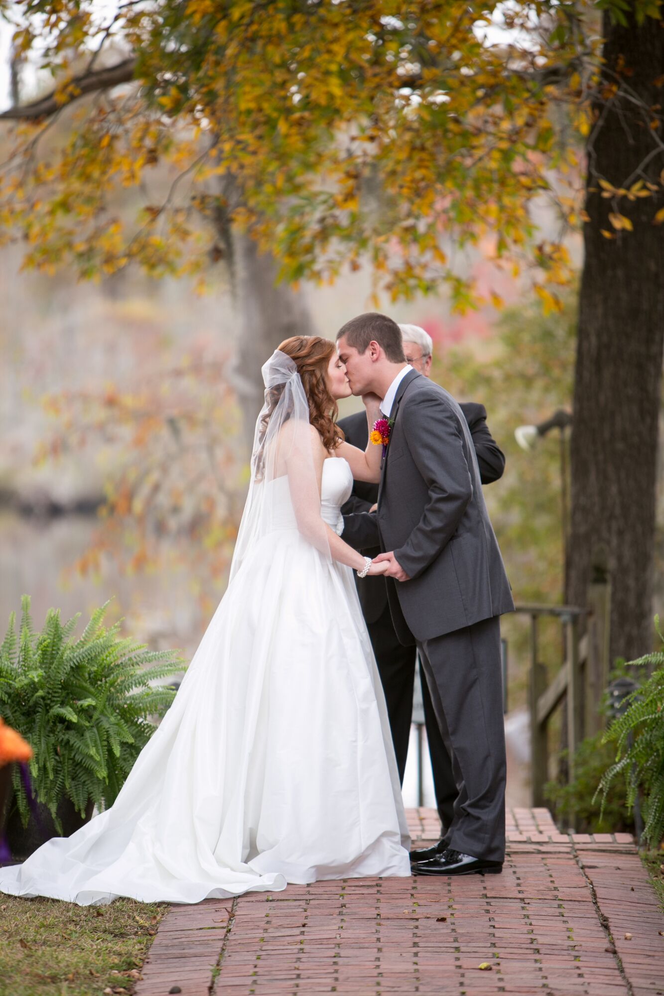 A Bright Fall Inspired Wedding  at the Whitford Plantation 