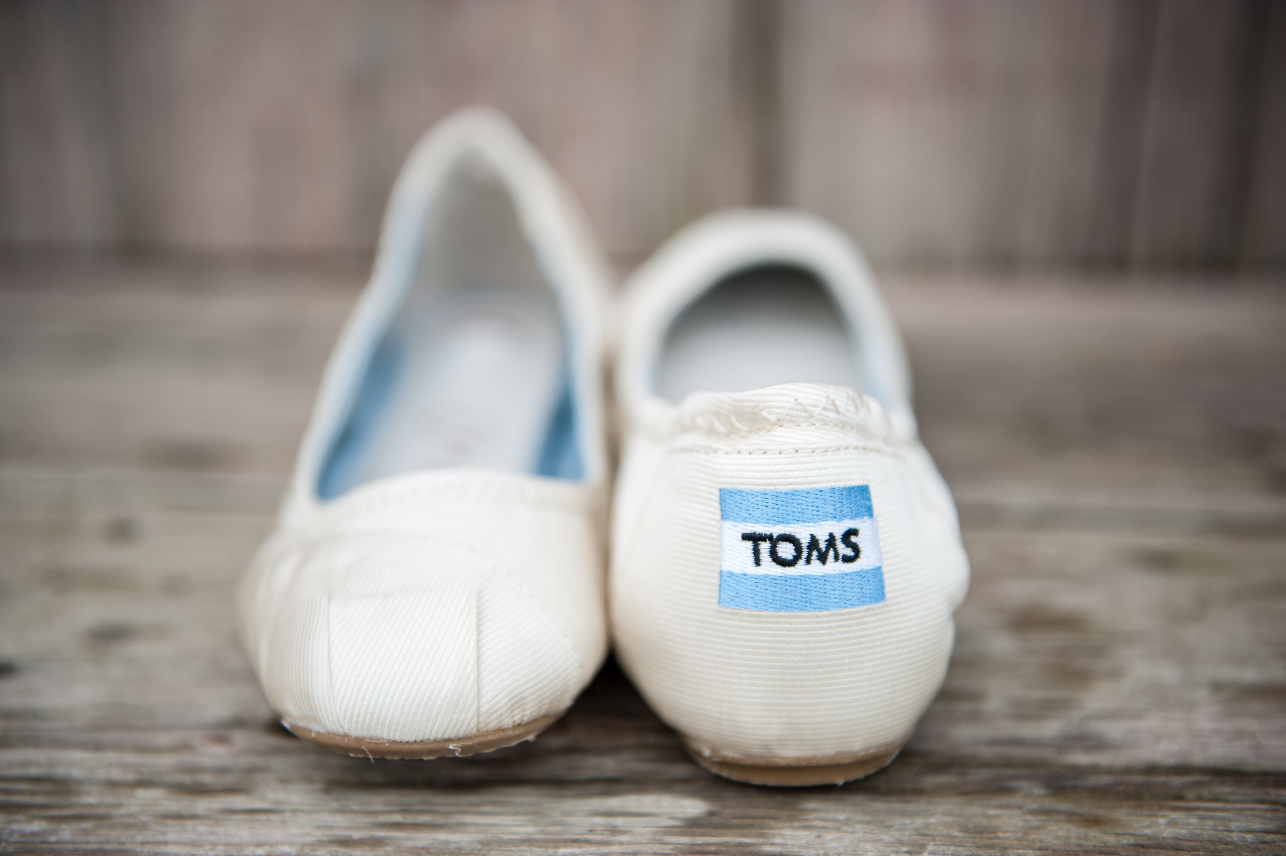 toms wedding collection