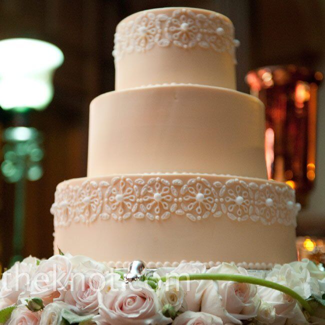 Peach  Colored Wedding  Cake 