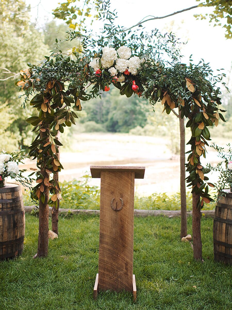 19 Ideas for an Outdoor Wedding Arbor