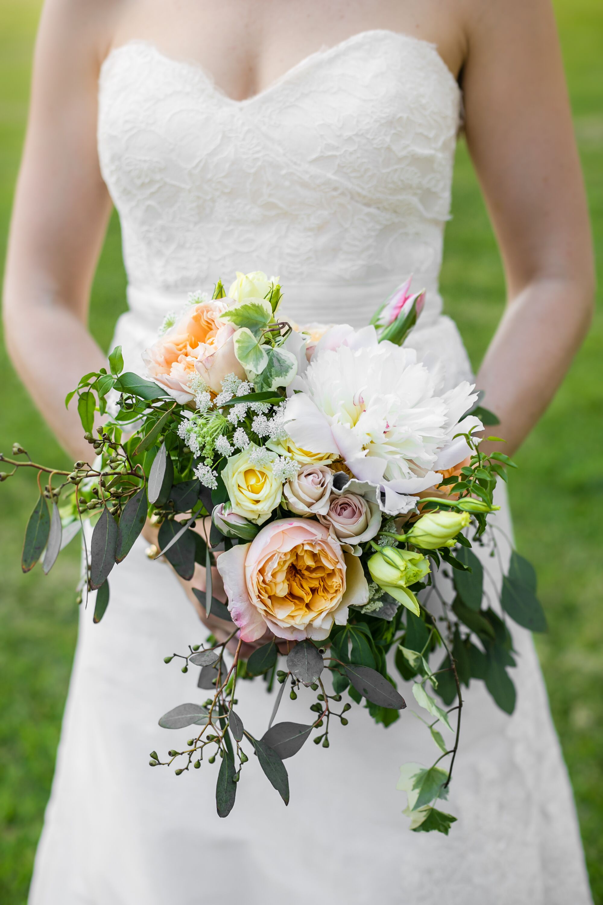 Rose and Chrysanthemum Bouquet