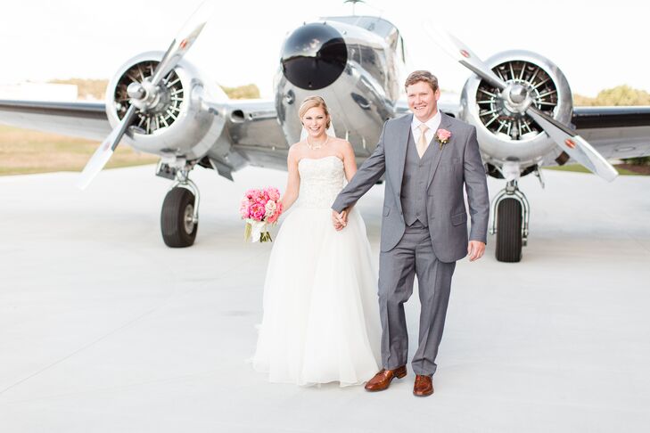 A Modern Airport Wedding  at Zaxby s Hangar in Winder  Georgia 