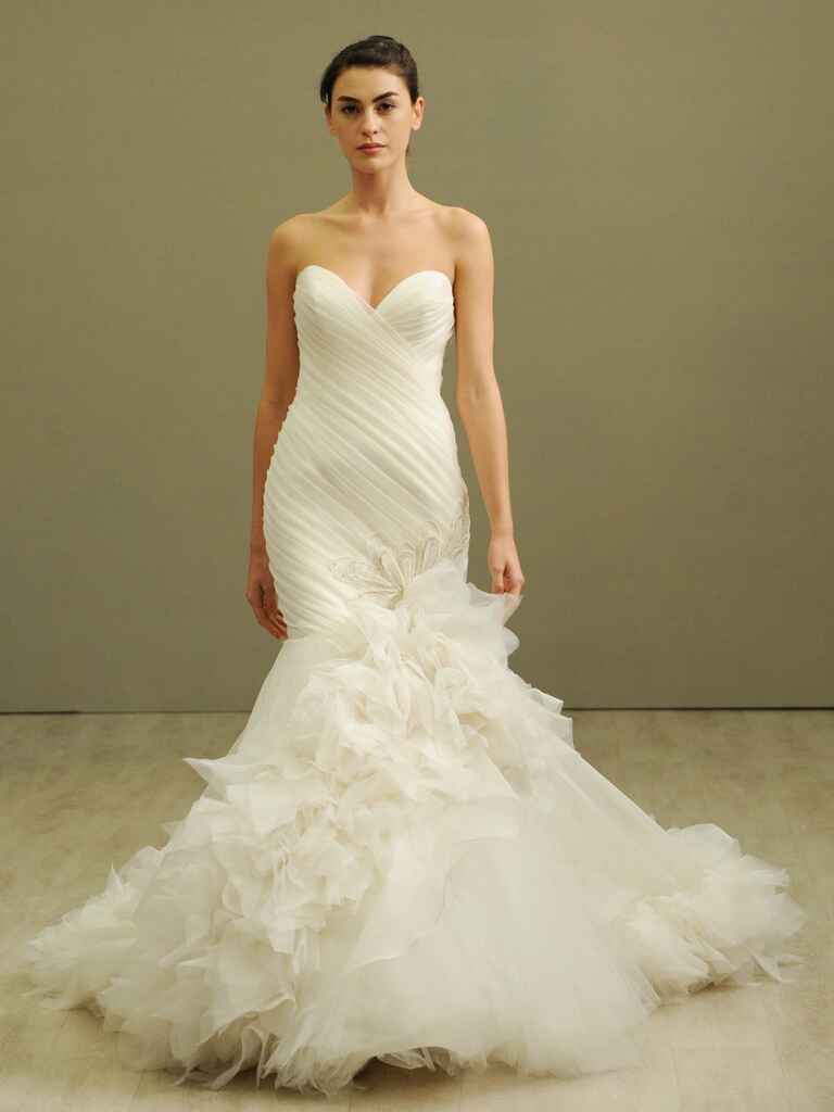 20 Gorgeous Plus  Size  Wedding  Dresses 