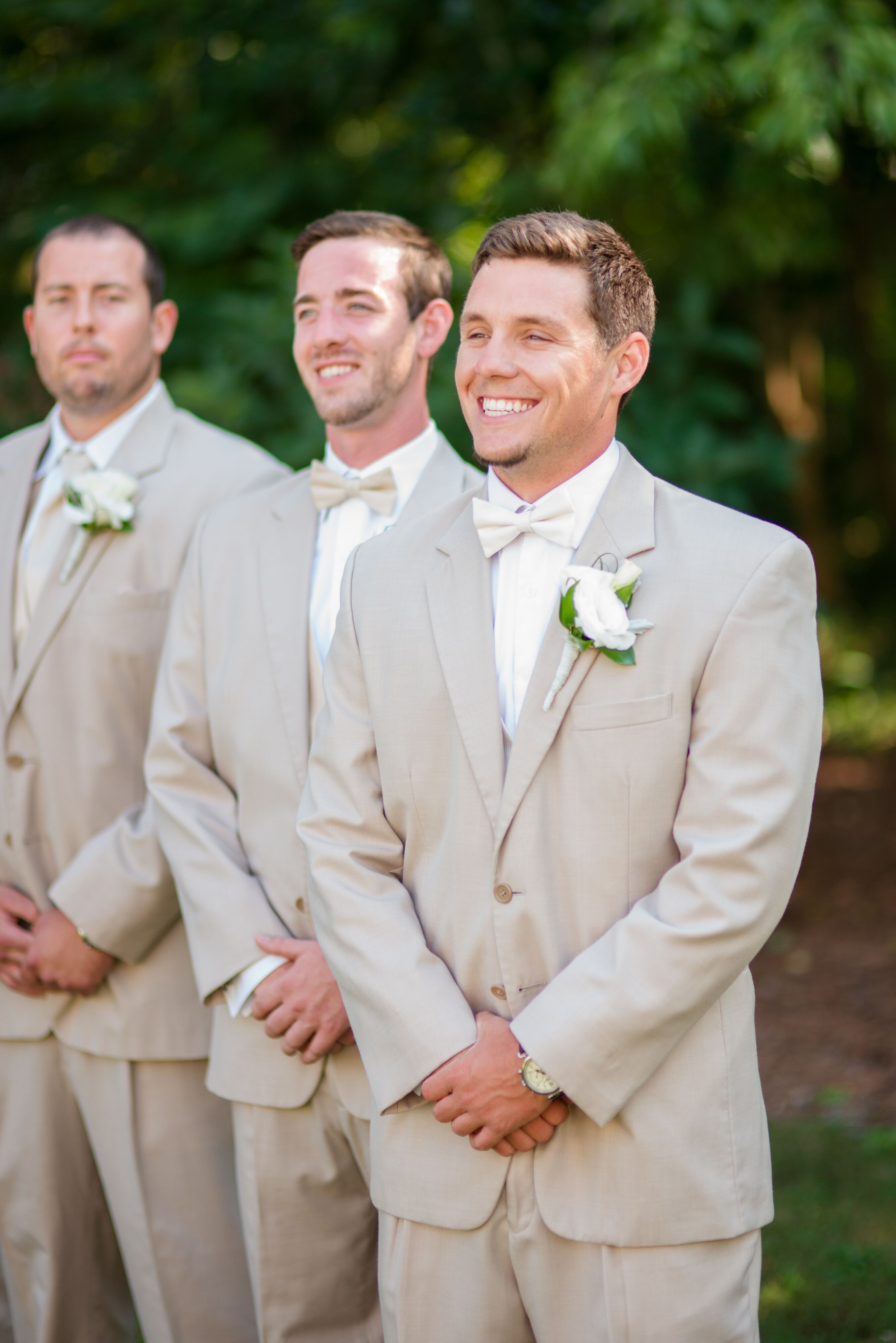 Khaki 2025 groomsmen suits