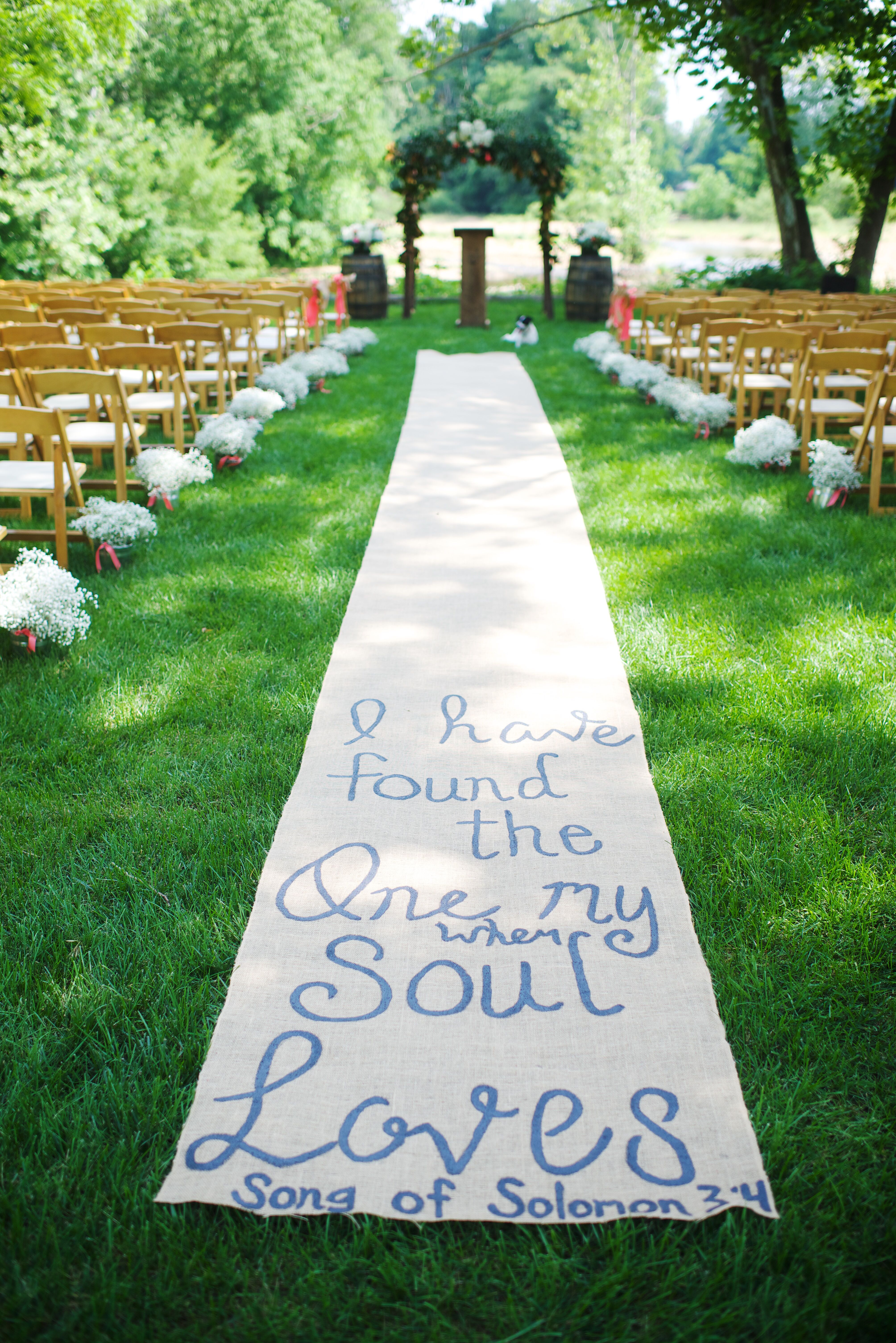 DIY Painted Burlap Aisle  Runner 