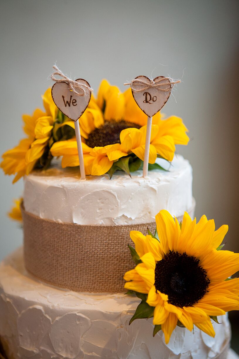 Sunflower and Burlap Wedding Cake in Austin, Texas