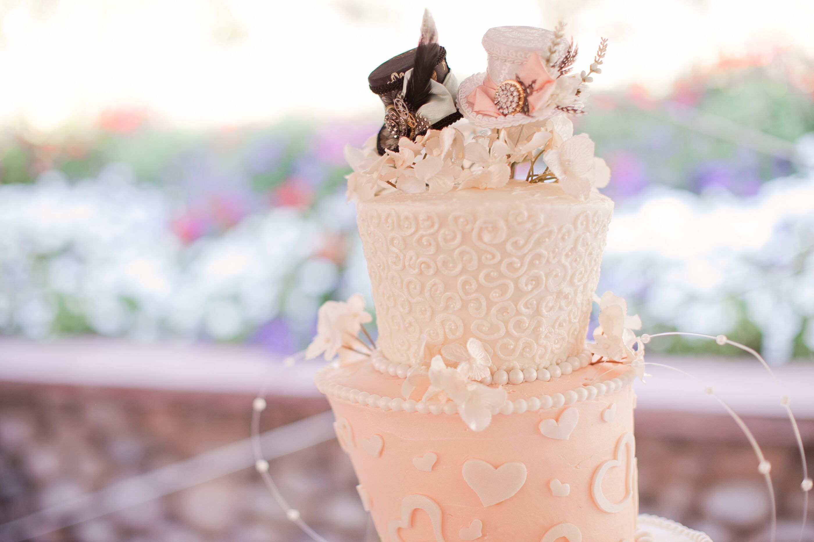 alice in wonderland wedding cakes