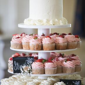 Baby’s Breath and Vintage Lantern Centerpiece