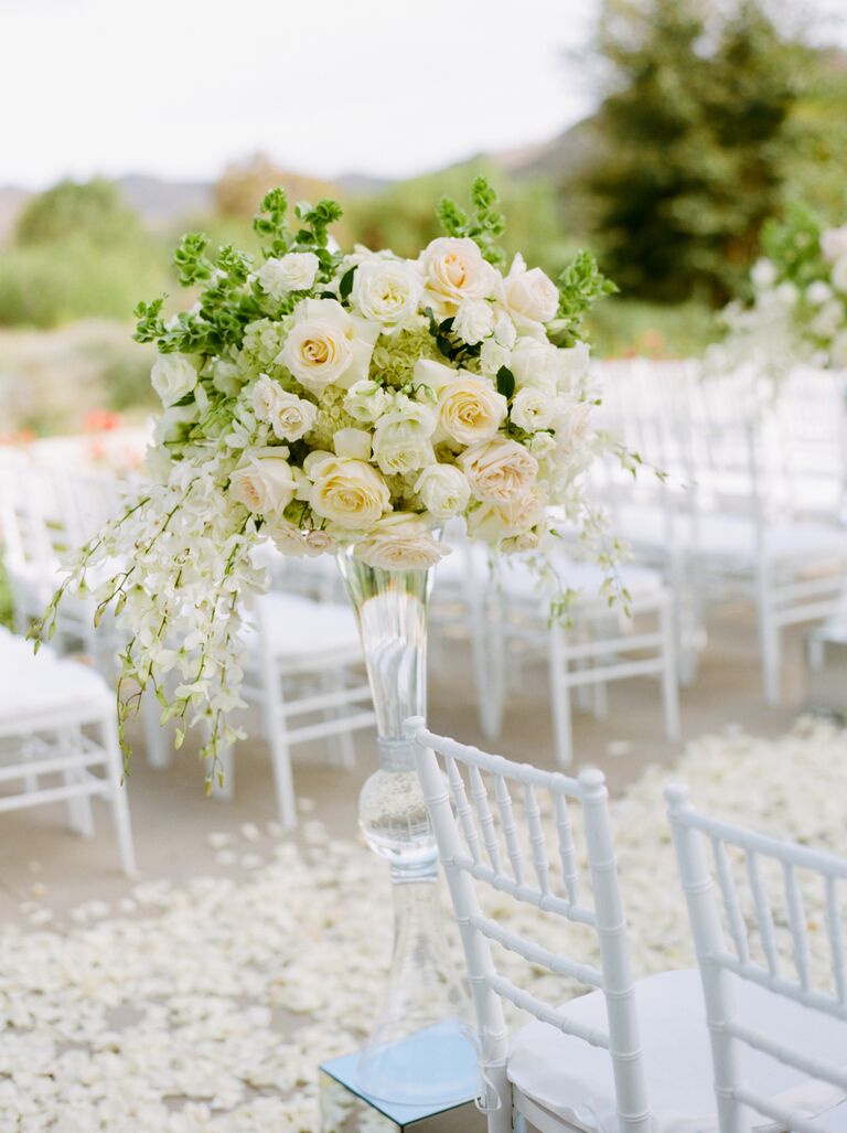 The 7 Best Ways to Decorate Your Wedding Ceremony Aisle