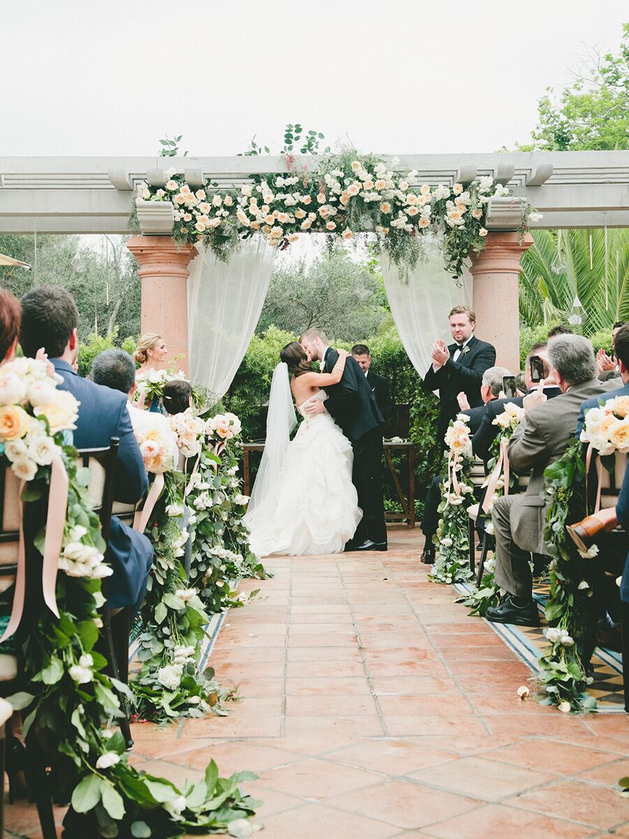 13 Tricks for a Flawless Outdoor  Wedding 