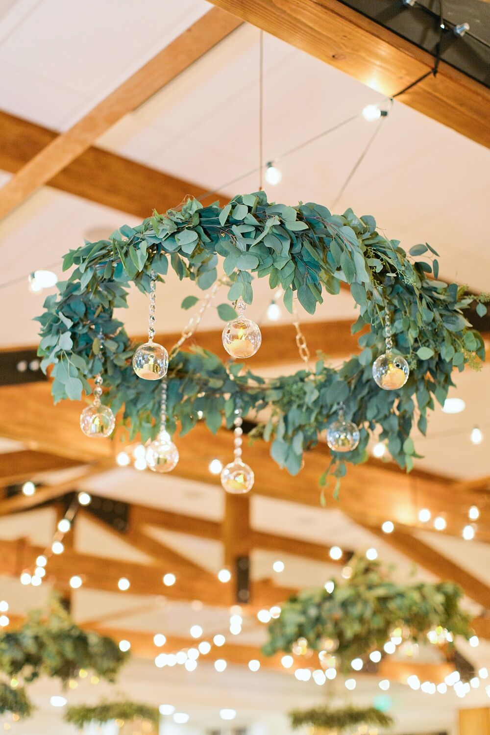 Unique Rustic Ceiling Decor