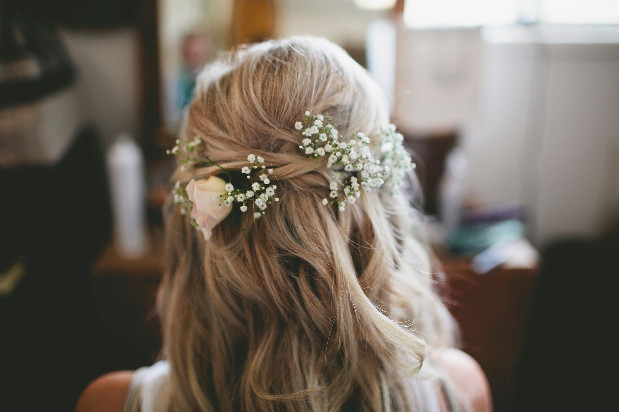 Baby's Breath and Rose Down Hairstyle