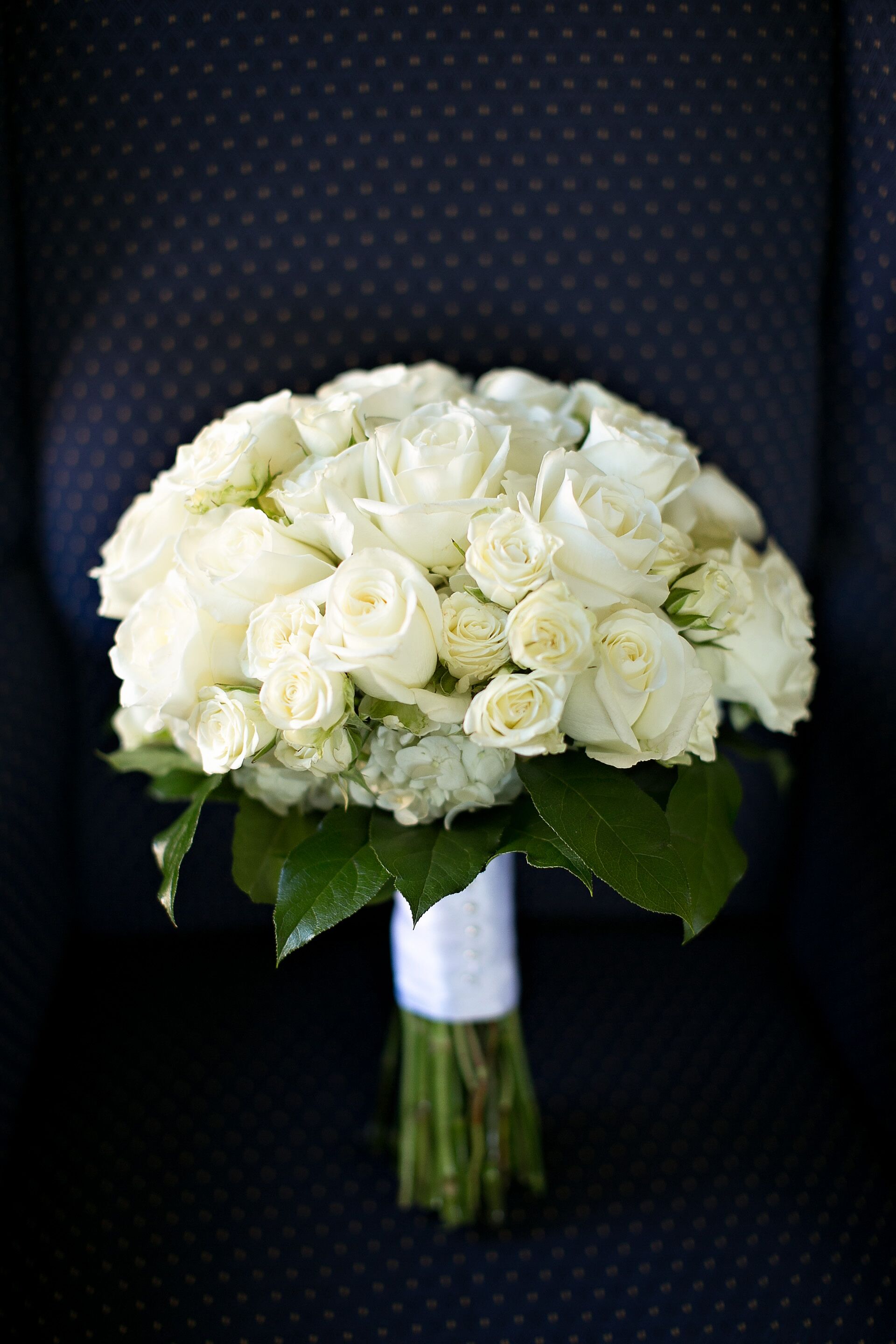 Classic Ivory Rose Bridal Bouquet 0469