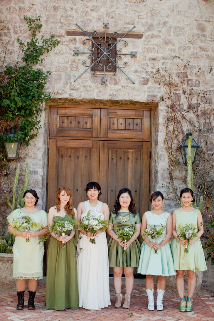 A Whimsical Desert Wedding  at the Superstition  Mountain 