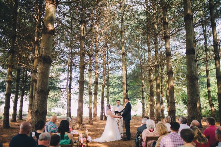 A Charming Rustic Wedding  at DeStarte Bed and Breakfast 