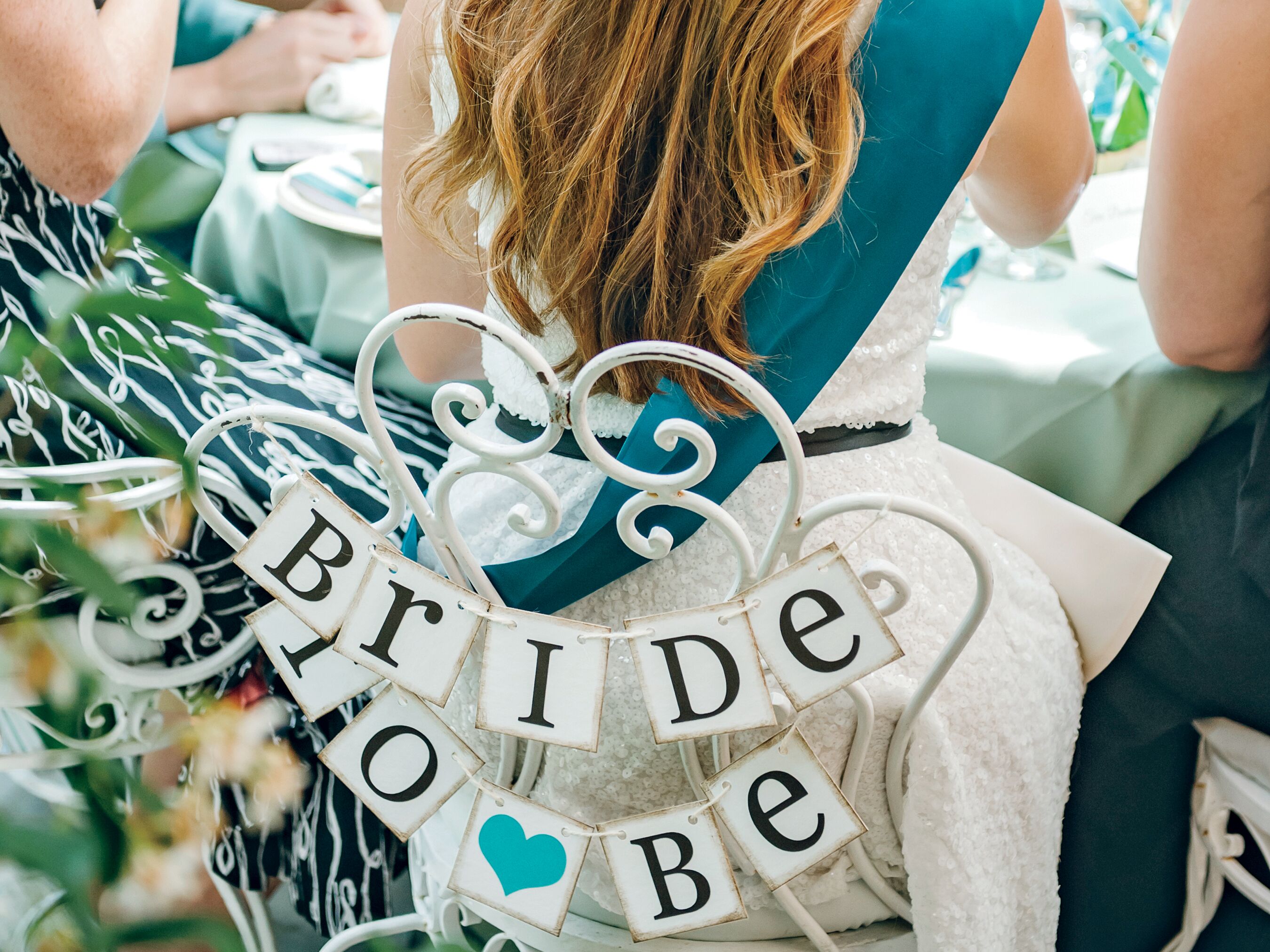 What are the steps for planning a bridal shower?