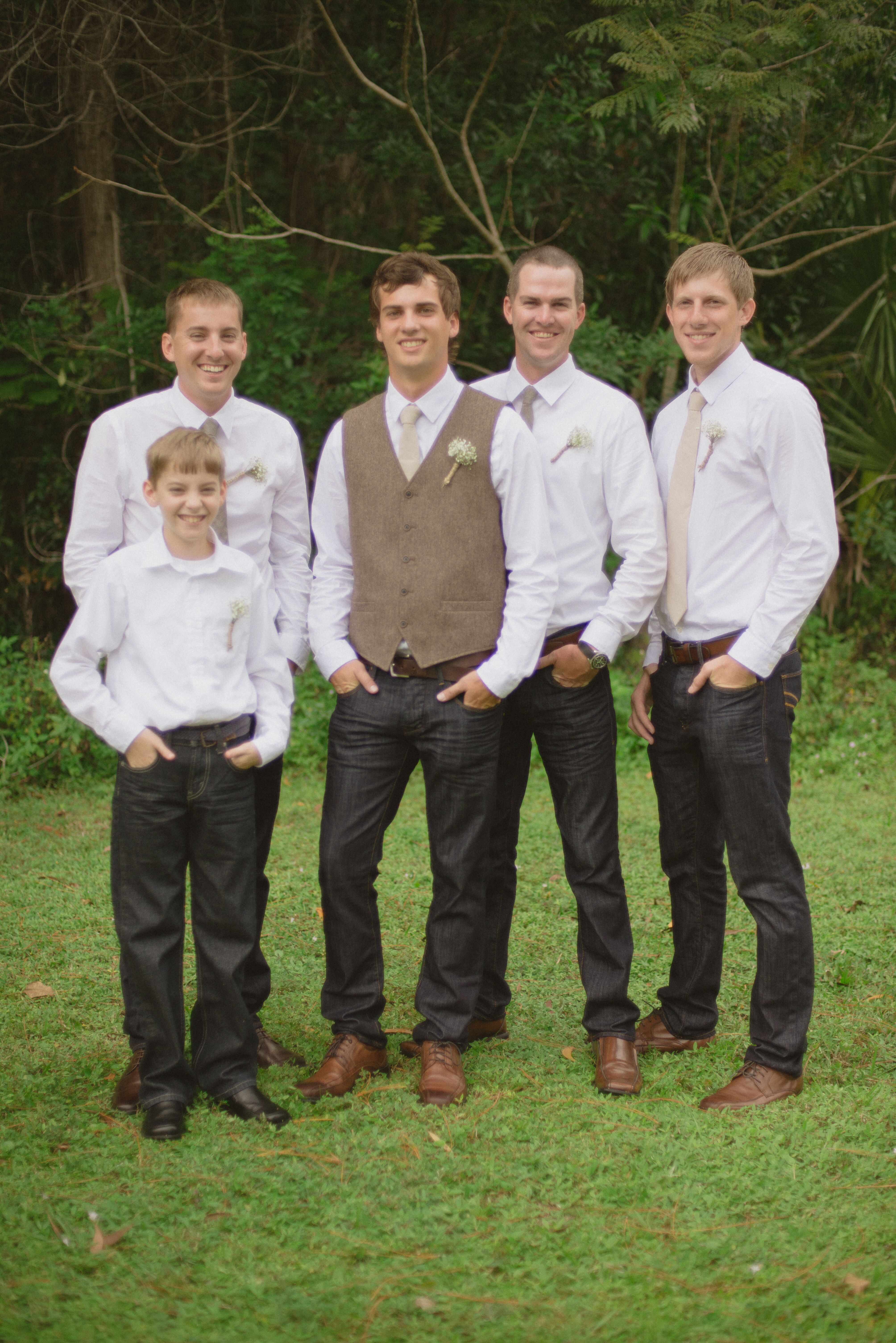 Jeans groomsmen 2024