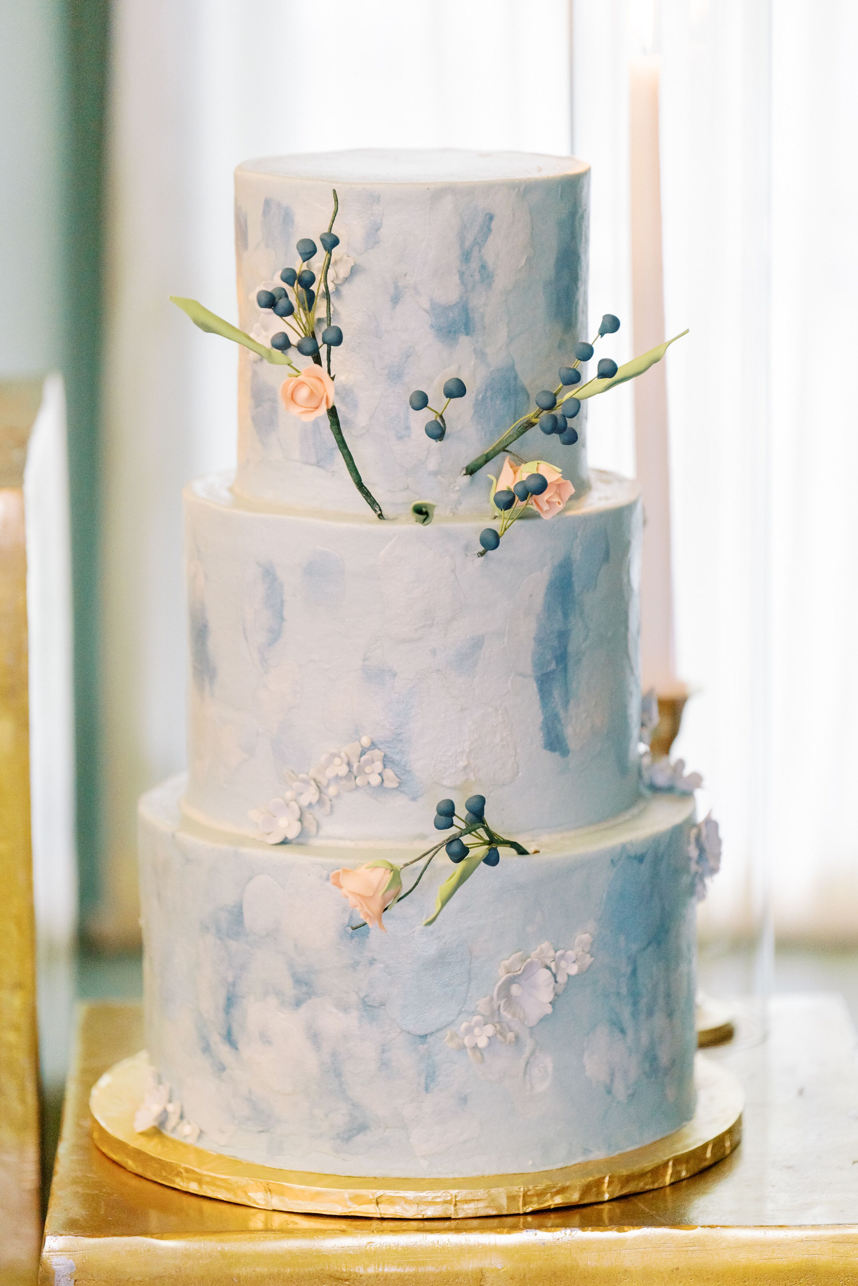 amazing blue wedding cakes